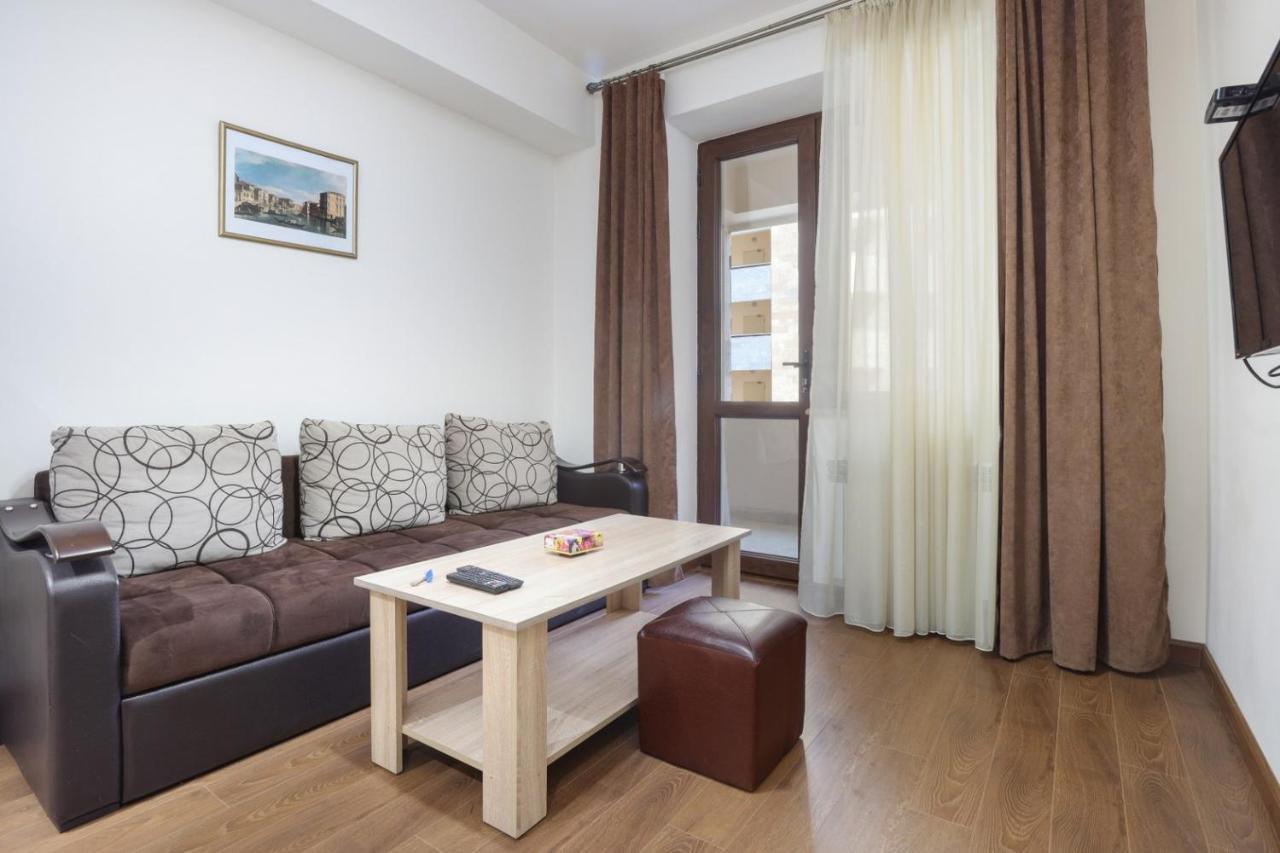 Stay Inn-Apartments On Buzand 17 Yerevan Ngoại thất bức ảnh