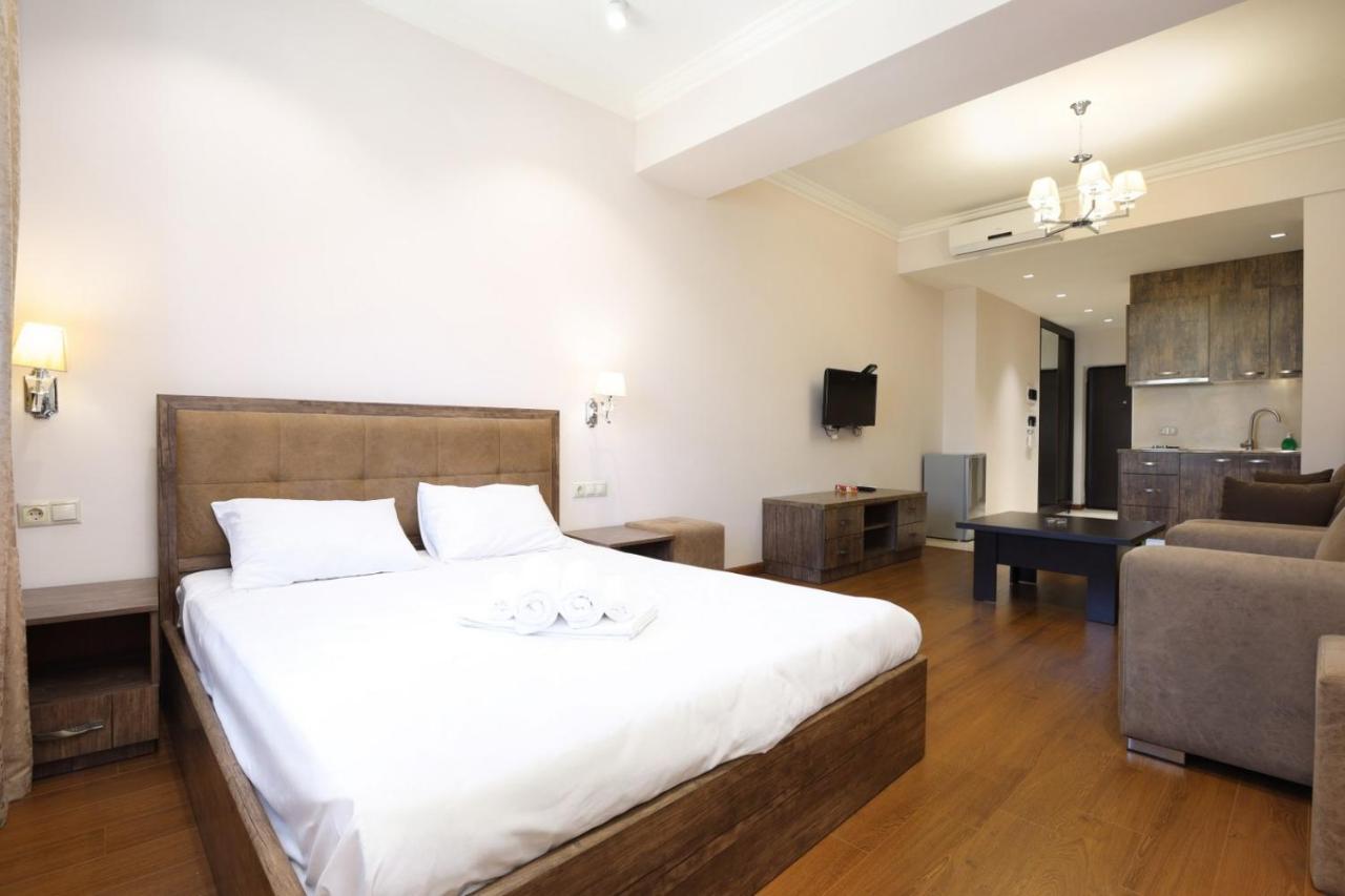 Stay Inn-Apartments On Buzand 17 Yerevan Ngoại thất bức ảnh