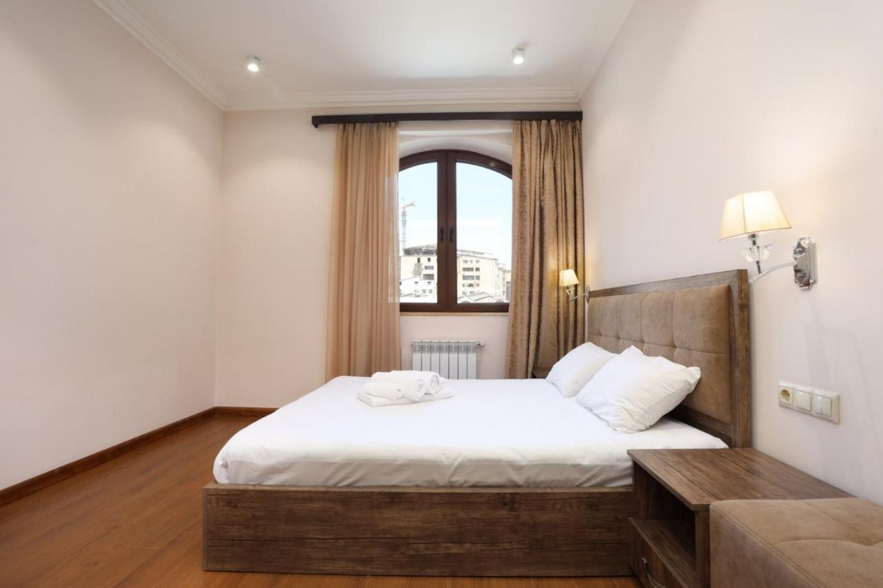 Stay Inn-Apartments On Buzand 17 Yerevan Ngoại thất bức ảnh