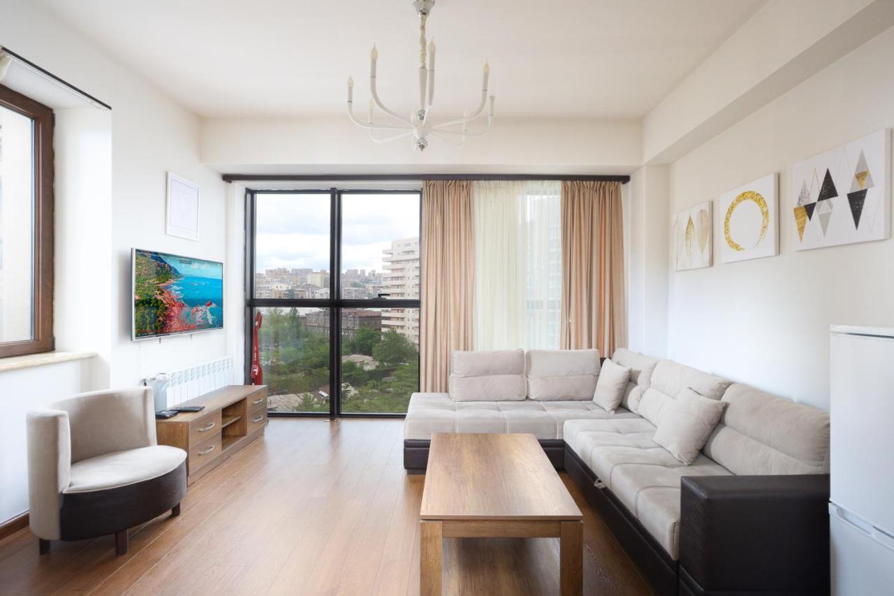 Stay Inn-Apartments On Buzand 17 Yerevan Ngoại thất bức ảnh