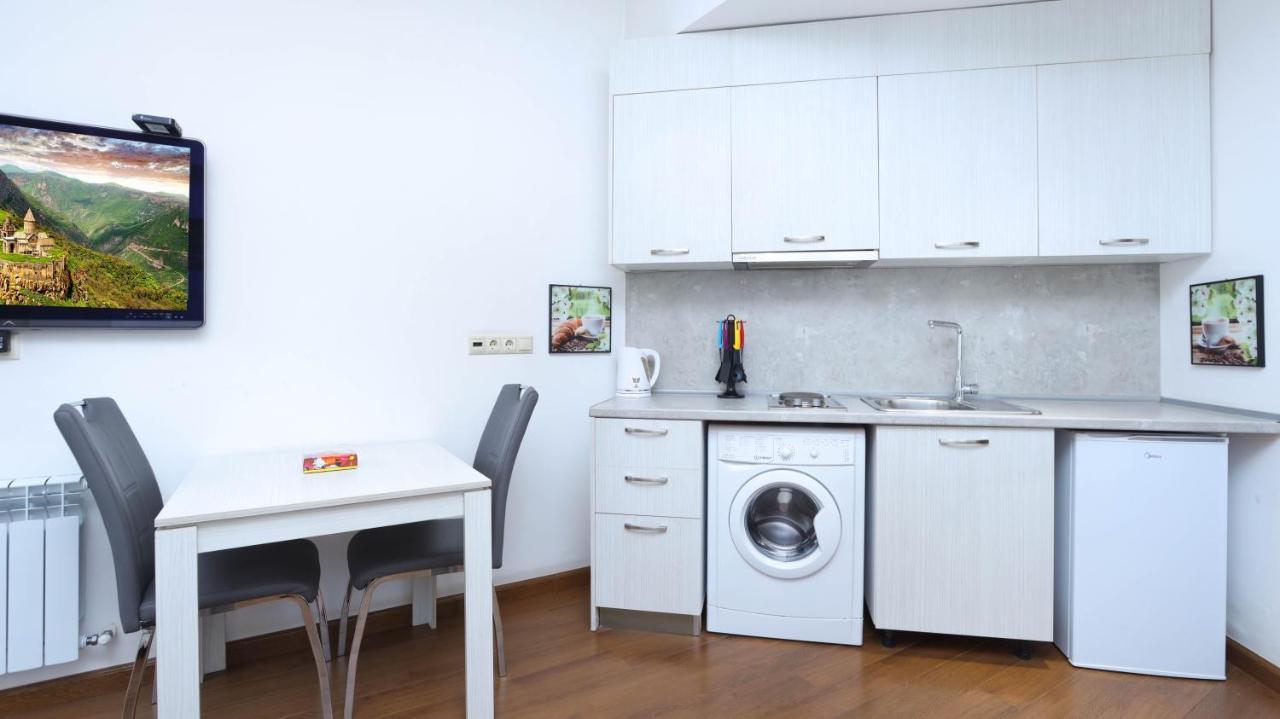 Stay Inn-Apartments On Buzand 17 Yerevan Ngoại thất bức ảnh