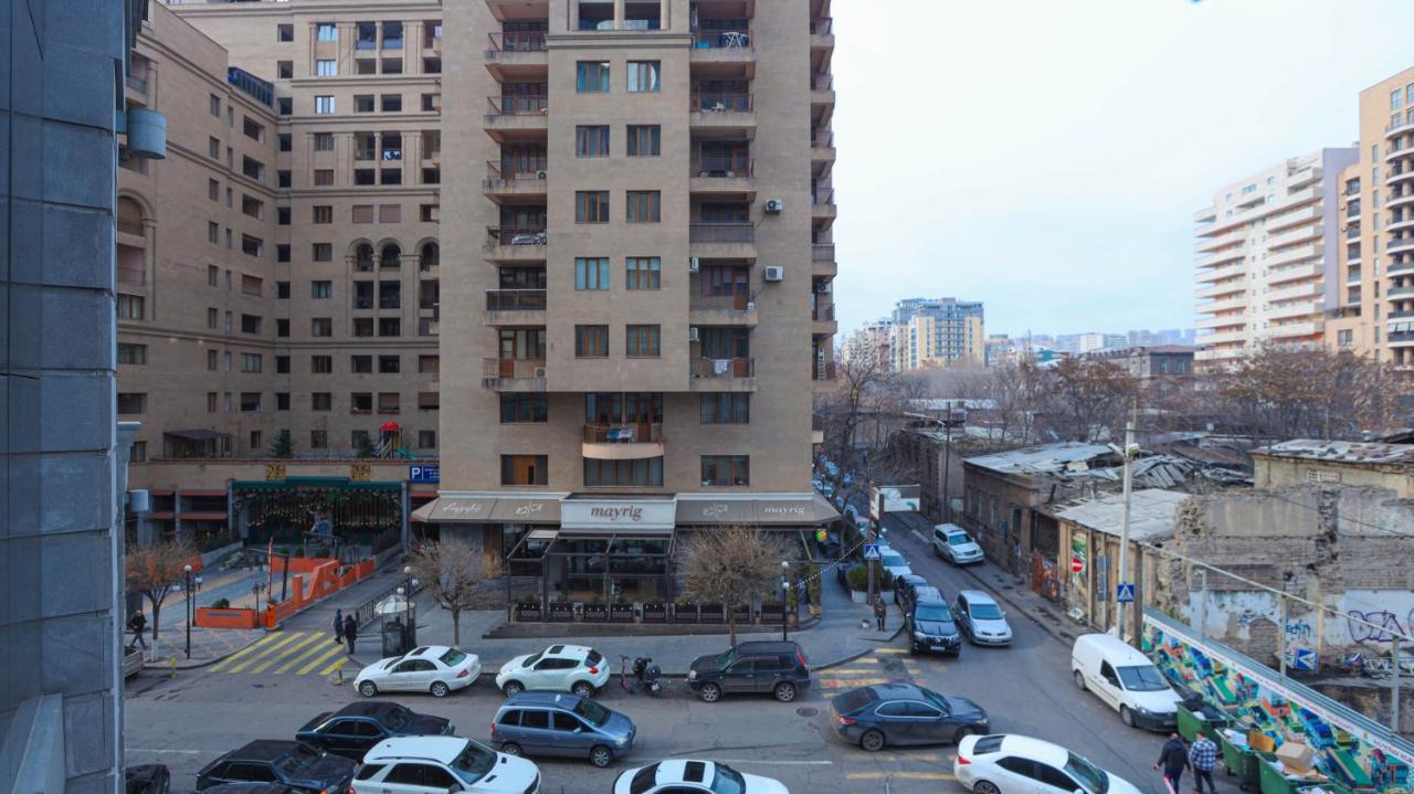 Stay Inn-Apartments On Buzand 17 Yerevan Ngoại thất bức ảnh